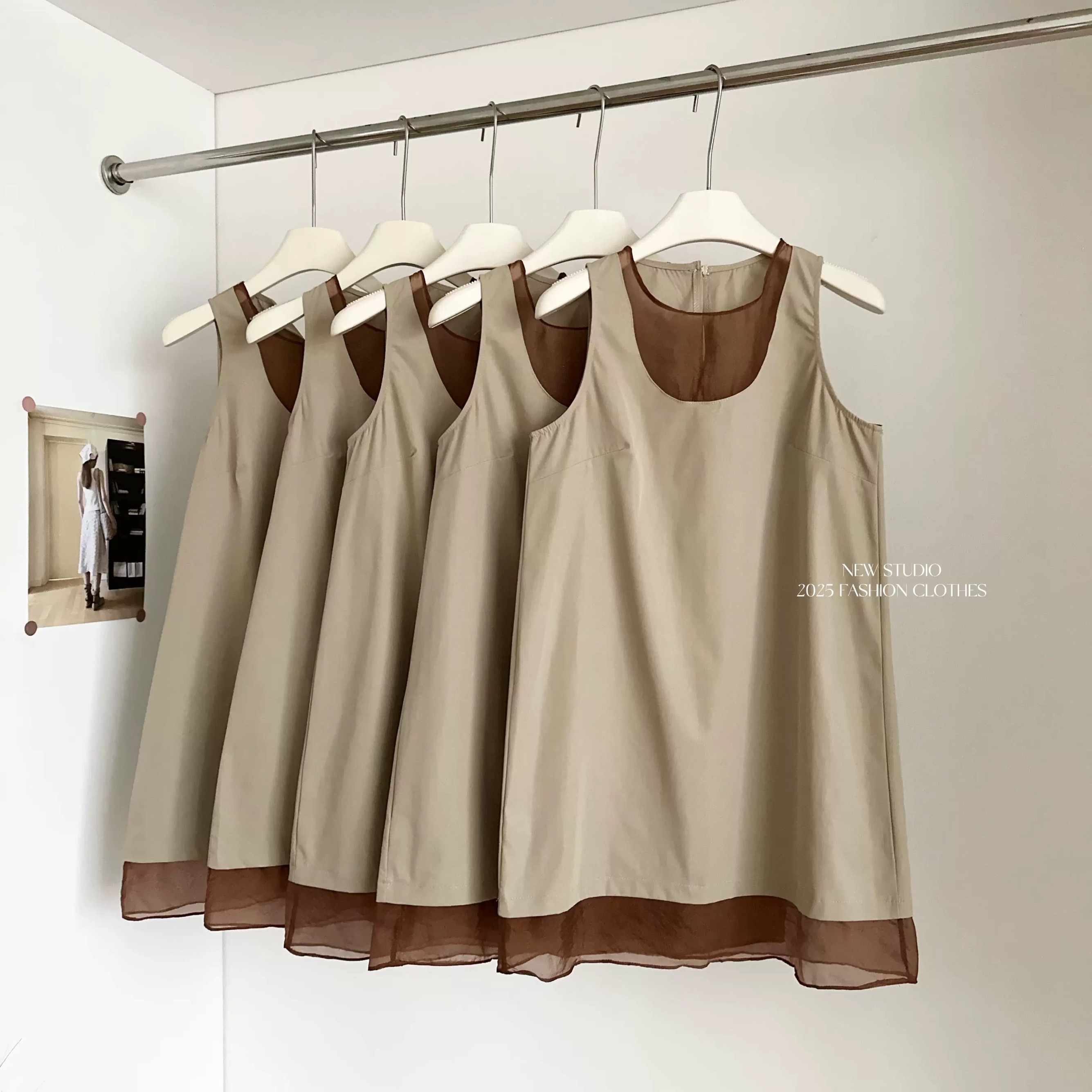 Fun in the meadow top CTO971 images